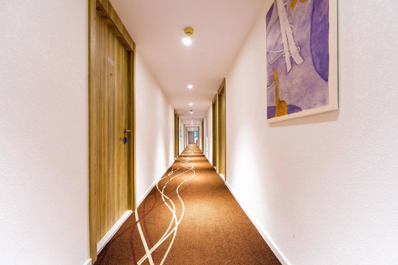 Hanting Hotel Shanghai North Bund Hailun Road Bagian luar foto